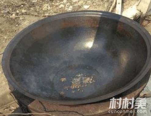 直径一米的加厚铁锅